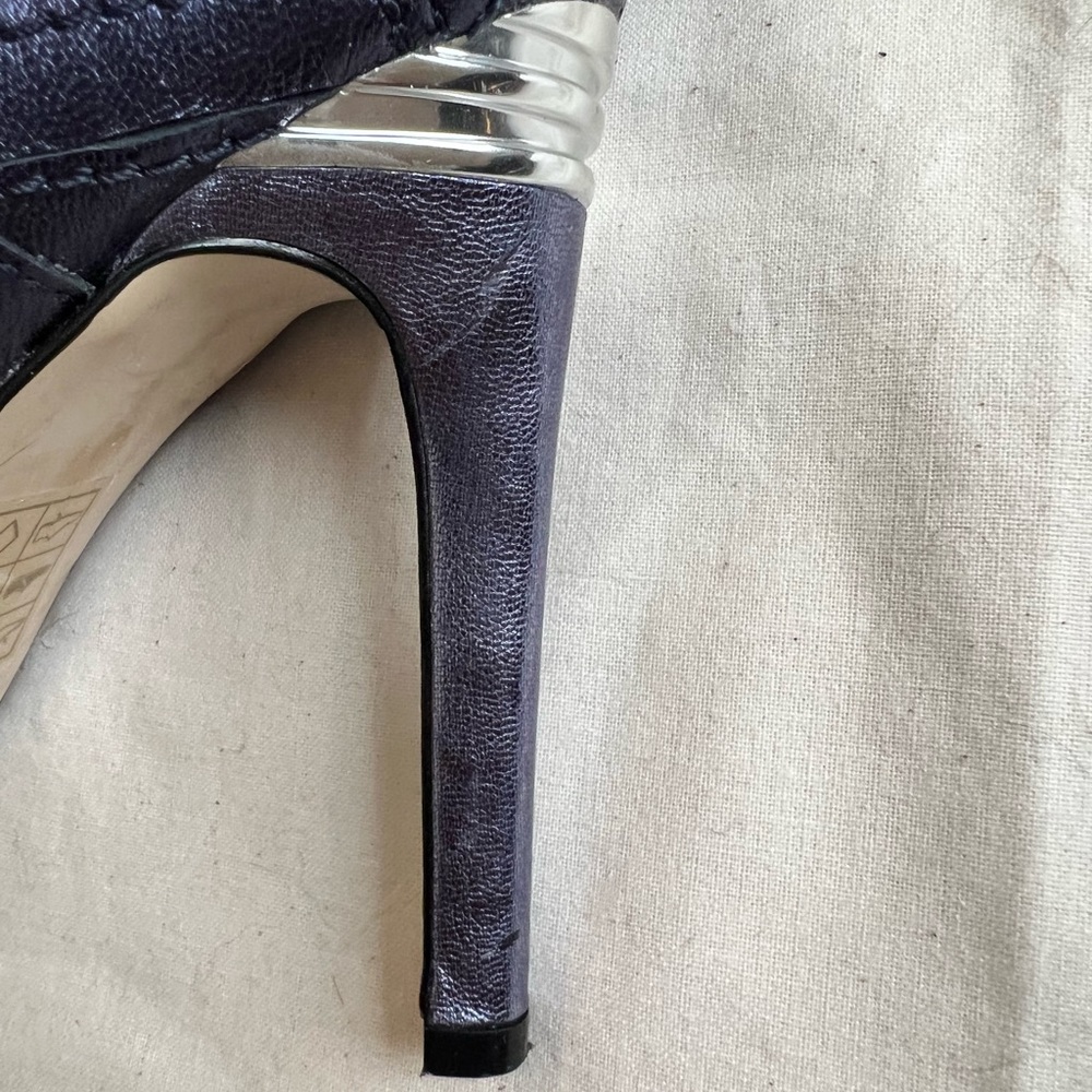 Dolce Vita pumps in pewter. - Picture 3 of 6